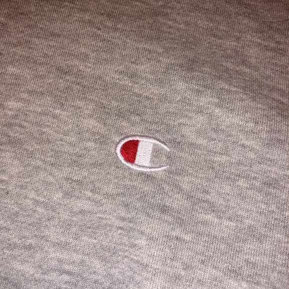 Champion Grey Crewneck Sweater - Picture 4 of 4